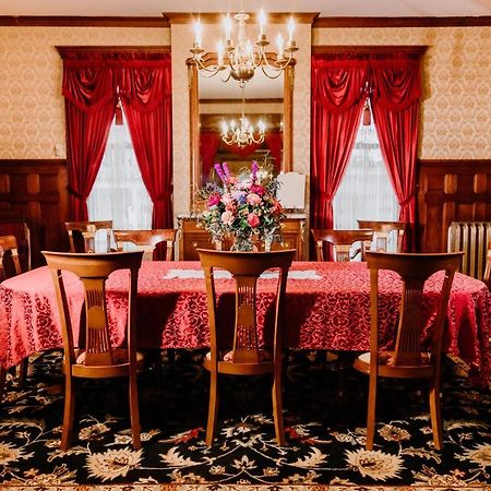 1897 Beekman House Bed And Breakfast Dundee Екстер'єр фото