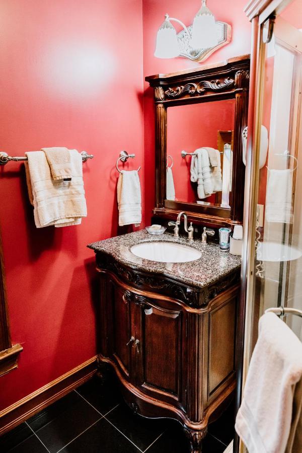 1897 Beekman House Bed And Breakfast Dundee Екстер'єр фото