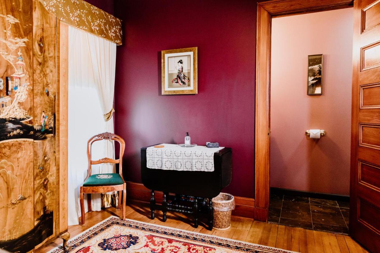 1897 Beekman House Bed And Breakfast Dundee Екстер'єр фото